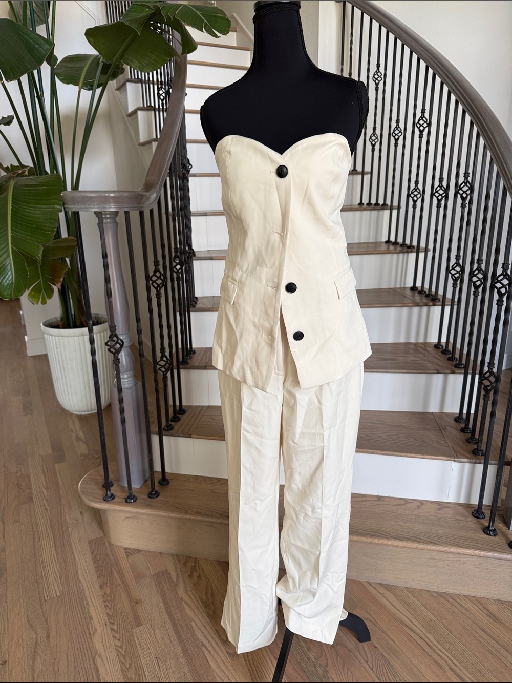 Commense Strapless Cream Two-Piece Pants Set (M)
